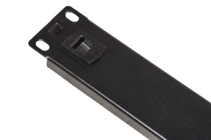 Pannello Cieco 1 Unita&#39; Per Armadi Rack 19&#34; Colore Nero Chiusura A Scatto