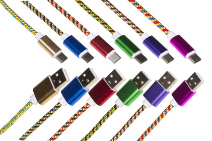 Kit 6 Cavi Usb-C Mt 1 Guaina Intrecciata Colori Oro/Azzurro, Oro/Blu, Rosso/Oro, Verde/Oro, Viola/Oro, Vermiglio/Oro