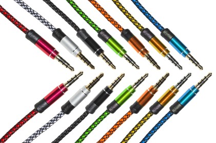 Kit 7 C Cavi Audio Jack 3,5 Mm Maschio/Maschio Guaina Intrecciata Nylon Mt 1,20 Colori Rosso/Nero, Argento/Nero, Nero, Verde/Nero, Arancione/Nero. Giallo/Nero, Blu/Nero