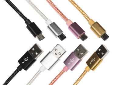 Kit 4 Cavi Micro Usb Mt 1 Guaina Intrecciata Nylon Fino A 2 Ampere Colore Bianco, Nero, Rosa, Oro