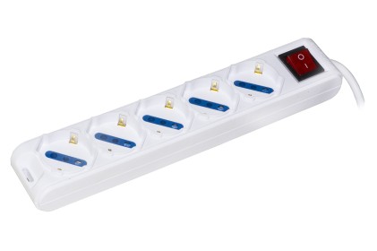 Multipresa 5 Prese Universali Ita/Schuko 10A - Spina Tripolare 10A Con Interruttore