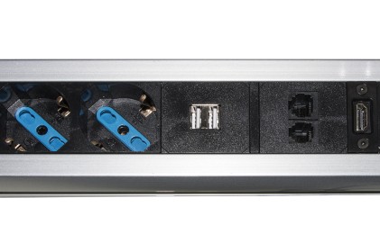 Multipresa A Scomparsa Con 2 Porte Alimentazione Ita/Schuko, 2 Porte Usb + 1 Rj45 + 1 Rj11 + 1 Hdmi Femmina