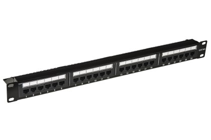 Pannello Patch 24 Porte Non Schermate Categoria 6A Con Supporto Cavi  Con Etichetta E Protezione Trasparente Su Ogni Porta