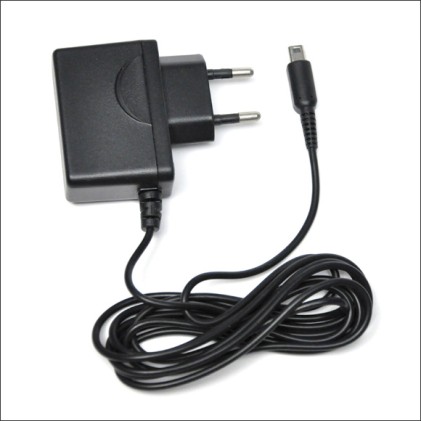 Caricabatterie da rete per Nintendo DSi