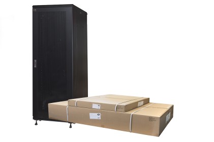 Armadio Rack 19" Per Reti 37U (A)1833, (L)600, (P)1000 Colore Nero Porta Traforata Disassemblato