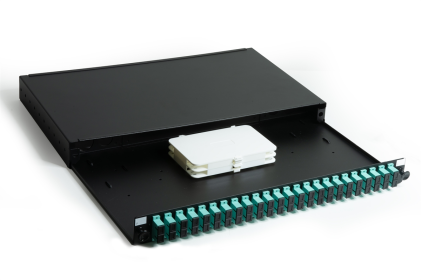 Pannello Fibra Ottica 19" Con 24 Adattatori Sc Duplex Om3 Profondita' 250 Mm Colore Nero